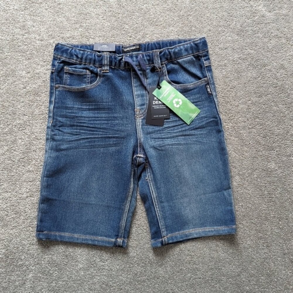 Silver Jean Derek shorts youth size 16 new with tags